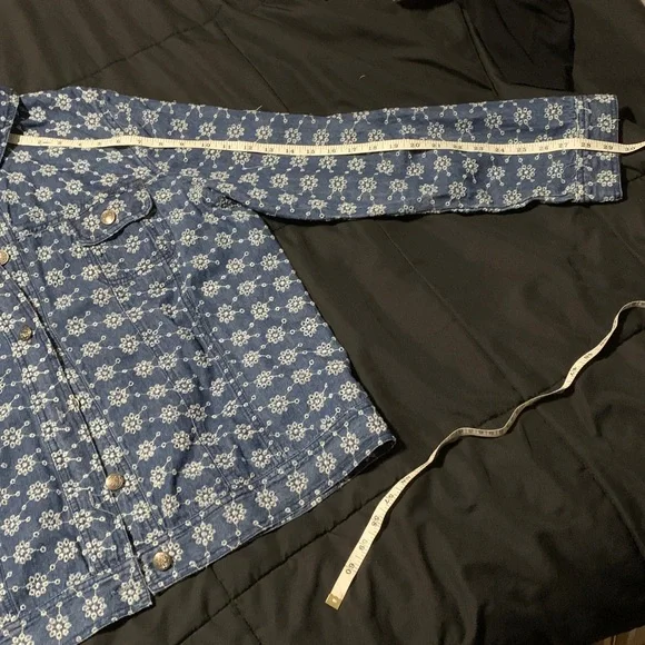 Denim&Co ~ Blue and White Patterned Jacket (XL) - Picture 9 of 14